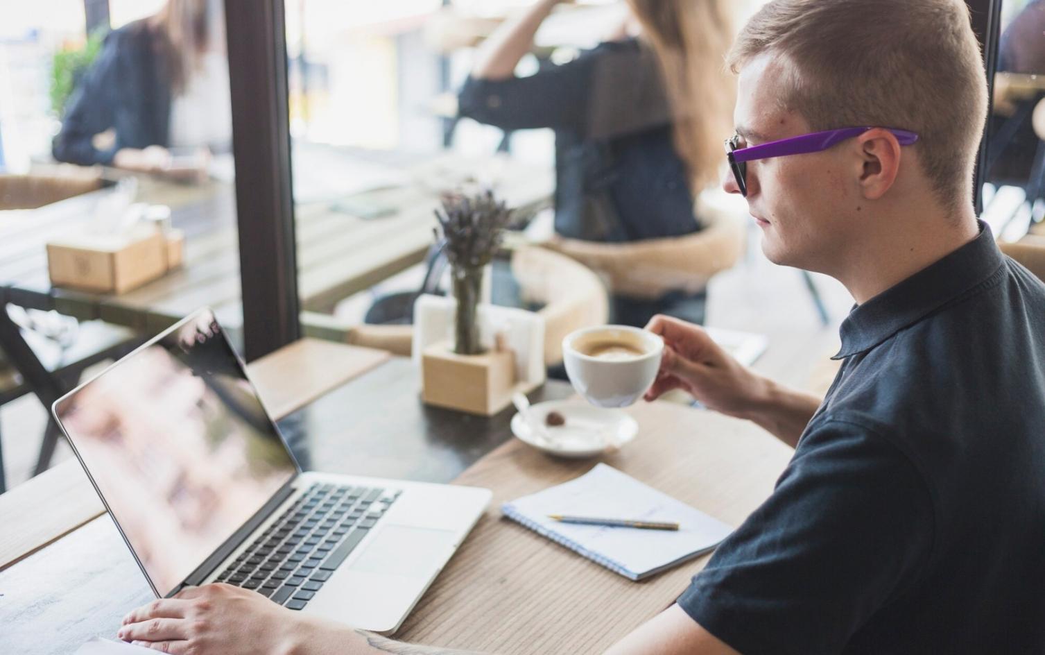 Finanzanalyse und Datenvisualisierung am modernen Arbeitsplatz